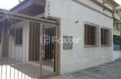 Casa com 3 quartos à venda na rua vinte de setembro, 199, azenha, porto alegre, 120 m2 por r$ 467.000