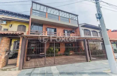 Casa com 4 quartos à venda na travessa kuluene, 349, coronel aparício borges, porto alegre, 470 m2 por r$ 750.000