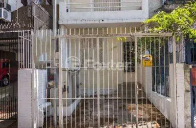 Casa comercial com 1 sala à venda na rua olavo bilac, 270, azenha, porto alegre, 160 m2 por r$ 498.000