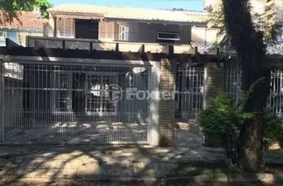 Casa com 4 quartos à venda na rua érico silveira peixoto, 95, ipanema, porto alegre, 450 m2 por r$ 1.235.000