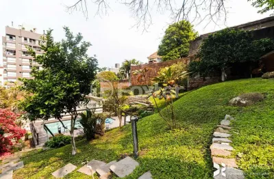Casa com 3 quartos à venda na travessa fonte da saúde, 52, rio branco, porto alegre, 320 m2 por r$ 2.800.000