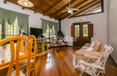 Casa com 3 quartos à venda na rua emílio dimari, 65, ponta grossa, porto alegre, 180 m2 por r$ 712.500
