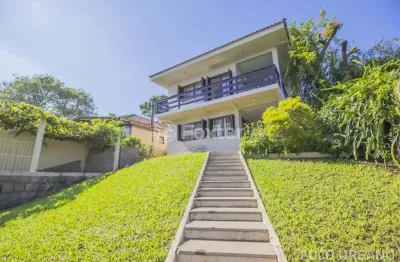 Casa com 3 quartos à venda na rua liberal, 97, tristeza, porto alegre, 267 m2 por r$ 1.190.000
