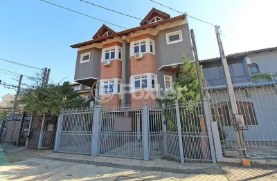 Casa com 3 quartos à venda na rua paulo blaschke, 701, jardim itu sabará, porto alegre, 284 m2 por r$ 890.000