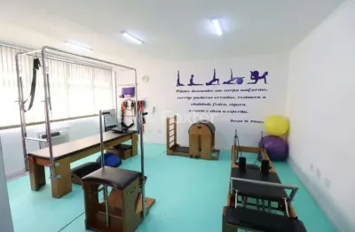 Sala comercial com 1 sala à venda na rua açores, 57, passo da areia, porto alegre, 33 m2 por r$ 115.000