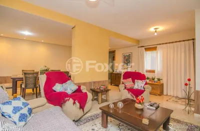 Casa com 4 quartos à venda na avenida ararangua, 196, guarujá, porto alegre, 365 m2 por r$ 2.300.000