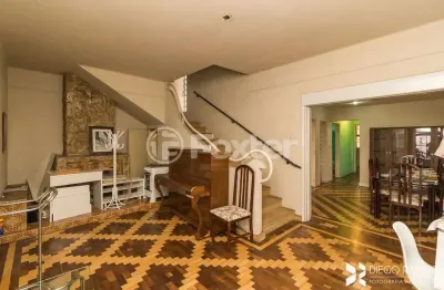 Casa comercial com 1 sala à venda na rua vasco da gama, 488, bom fim, porto alegre, 303 m2 por r$ 1.900.000