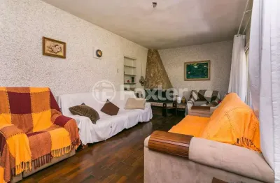 Casa com 3 quartos à venda na rua joão mendes ouriques, 234, ipanema, porto alegre, 220 m2 por r$ 900.000
