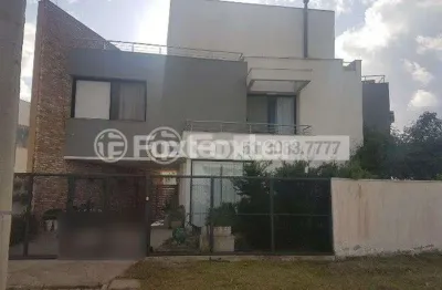Casa em condomínio fechado com 3 quartos à venda na rua eroni soares machado, 300, hípica, porto alegre, 240 m2 por r$ 950.000