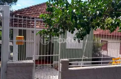 Casa com 3 quartos à venda na rua padre joão batista reus, 2932, cavalhada, porto alegre, 90 m2 por r$ 300.000