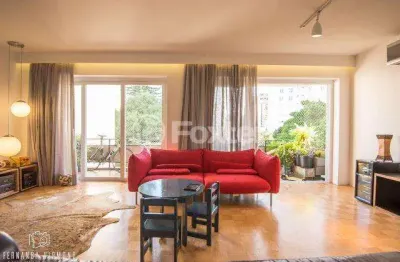 Apartamento com 3 quartos à venda na rua marquês do pombal, 93, moinhos de vento, porto alegre, 166 m2 por r$ 1.350.000