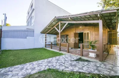 Casa com 3 quartos à venda na travessa fortaleza, 15, nonoai, porto alegre, 150 m2 por r$ 550.000