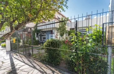 Casa com 4 quartos à venda na rua josé francisco duarte júnior, 172, menino deus, porto alegre, 222 m2 por r$ 995.000