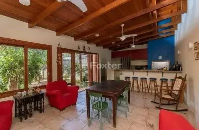 Casa com 4 quartos à venda na rua maestro mendanha, 217, santana, porto alegre, 242 m2 por r$ 1.350.000
