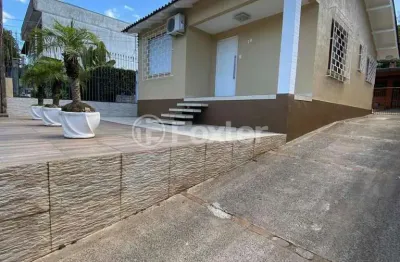 Casa com 2 quartos à venda na rua antônio francisco lisboa, 70, rubem berta, porto alegre, 67 m2 por r$ 432.250