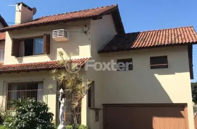 Casa com 3 quartos à venda na rua kyve t. knijnik, 80, espírito santo, porto alegre, 164 m2 por r$ 795.000
