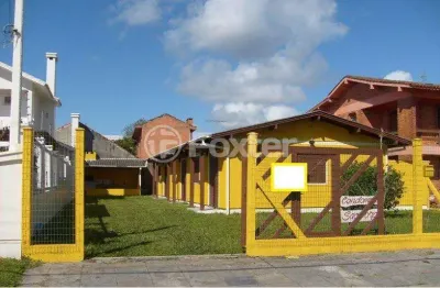 Casa com 6 quartos à venda na rua atlântica, 2479, centro, tramandaí, 200 m2 por r$ 550.000