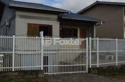 Casa com 2 quartos à venda na rua pinto bandeira, 302, viamópolis, viamão, 180 m2 por r$ 540.000