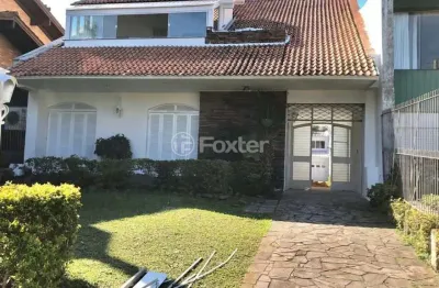 Casa com 3 quartos à venda na avenida cai, 428, cristal, porto alegre, 300 m2 por r$ 1.140.000