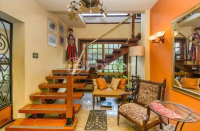 Casa comercial com 1 sala à venda na rua joão guimarães, 377, santa cecília, porto alegre, 271 m2 por r$ 1.290.000
