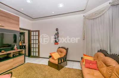 Casa com 3 quartos à venda na rua pedro velho, 724, partenon, porto alegre, 229 m2 por r$ 855.000
