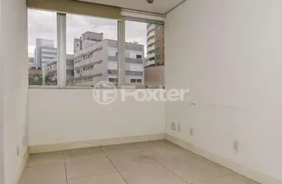 Sala comercial com 2 salas à venda na Rua Vinte e Quatro de Outubro, 850, Auxiliadora, Porto Alegre, 36 m2 por R$ 160.000