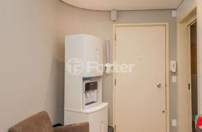 Sala comercial à venda na avenida taquara, 110, petrópolis, porto alegre, 58 m2 por r$ 390.000