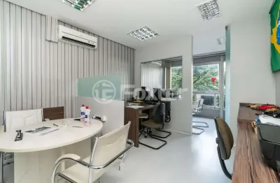 Sala comercial à venda na rua professor annes dias, 166, centro histórico, porto alegre, 35 m2 por r$ 185.000