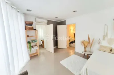 Sala comercial com 4 salas à venda na rua doutor ramiro d'ávila, 20, azenha, porto alegre, 61 m2 por r$ 180.000