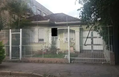 Casa com 3 quartos à venda na rua coronel villagran cabrita, 77, partenon, porto alegre, 130 m2 por r$ 750.000