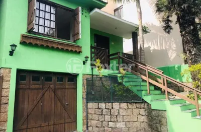 Casa com 4 quartos à venda na rua cangussu, 58, nonoai, porto alegre, 184 m2 por r$ 560.500