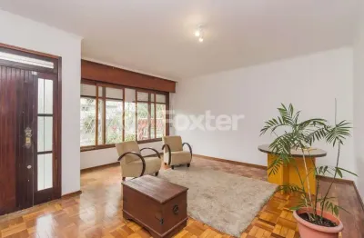 Casa com 4 quartos à venda na avenida benno mentz, 529, vila ipiranga, porto alegre, 290 m2 por r$ 1.600.000