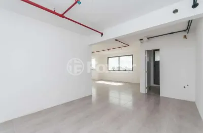 Sala comercial com 1 sala à venda na avenida independência, 1183, independência, porto alegre, 40 m2 por r$ 845.000