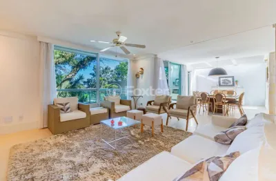 Casa em condomínio fechado com 3 quartos à venda na praça josé assunção, 22, vila assunção, porto alegre, 367 m2 por r$ 2.700.000