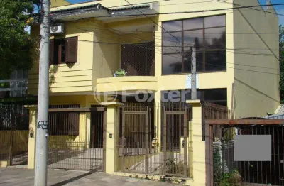 Casa comercial com 5 salas à venda na rua marechal josé inácio da silva, 121, passo da areia, porto alegre, 340 m2 por r$ 1.800.000