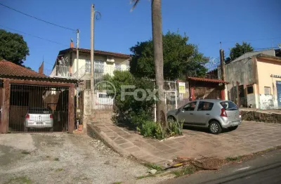 Casa com 3 quartos à venda na avenida paulo pontes, 628, cavalhada, porto alegre, 310 m2 por r$ 490.000