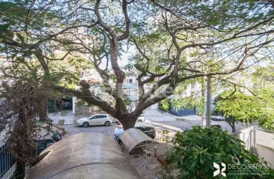 Casa comercial com 2 salas à venda na avenida taquara, 428, petrópolis, porto alegre, 264 m2 por r$ 980.000