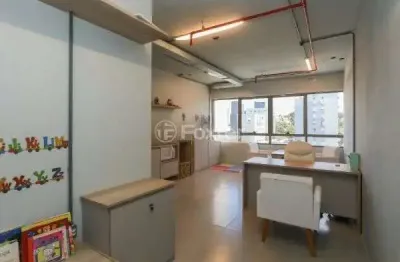 Sala comercial com 1 sala à venda na avenida doutor nilo peçanha, 3245, chácara das pedras, porto alegre, 29 m2 por r$ 385.000