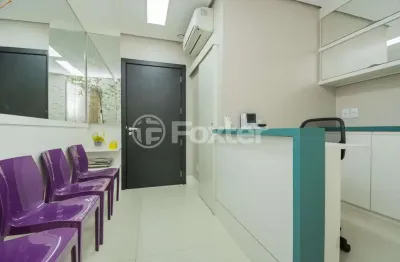 Sala comercial com 1 sala à venda na rua tobias da silva, 120, moinhos de vento, porto alegre, 51 m2 por r$ 1.730.000