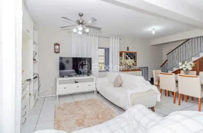 Casa com 2 quartos à venda na avenida professor oscar pereira, 1902, glória, porto alegre, 133 m2 por r$ 650.000