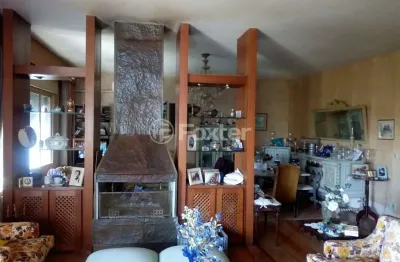 Casa com 3 quartos à venda na avenida guaíba, 4260, vila assunção, porto alegre, 250 m2 por r$ 3.800.000