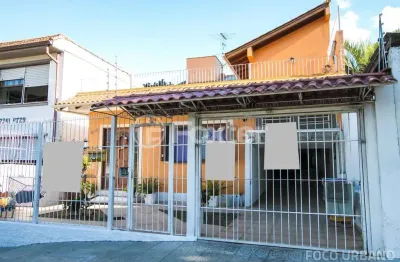 Casa com 4 quartos à venda na rua umbú, 379, passo da areia, porto alegre, 167 m2 por r$ 980.000