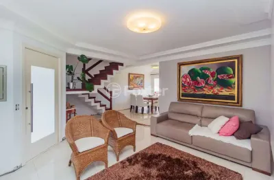 Casa com 3 quartos à venda na rua claudio da silva pinto, 92, espírito santo, porto alegre, 280 m2 por r$ 1.180.000