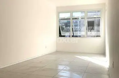 Sala comercial com 1 sala à venda na avenida alegrete, 422, petrópolis, porto alegre, 28 m2 por r$ 152.000