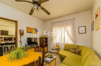 Apartamento com 3 quartos à venda na avenida niterói, 130, medianeira, porto alegre, 98 m2 por r$ 270.000