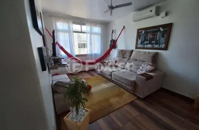 Apartamento com 3 quartos à venda na rua eurico lara, 67, medianeira, porto alegre, 76 m2 por r$ 330.000