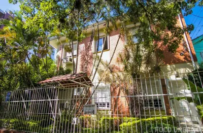 Casa com 7 quartos à venda na rua faria santos, 355, petrópolis, porto alegre, 312 m2 por r$ 1.235.000
