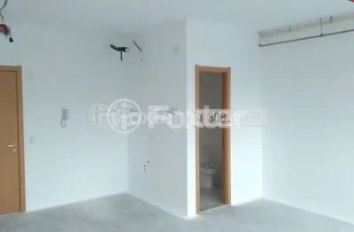 Sala comercial com 1 sala à venda na avenida loureiro da silva, 1960, centro histórico, porto alegre, 36 m2 por r$ 400.000