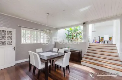 Casa com 5 quartos à venda na rua professora bernadeth da rocha jackle, 100, lomba do pinheiro, porto alegre, 250 m2 por r$ 636.500
