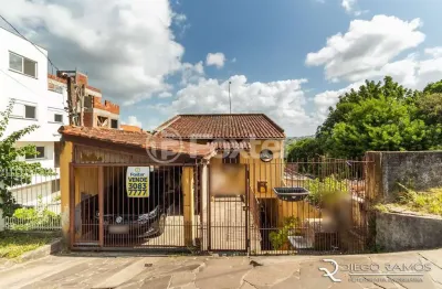 Casa com 4 quartos à venda na rua padre joão batista reus, 2778, camaquã, porto alegre, 163 m2 por r$ 420.000